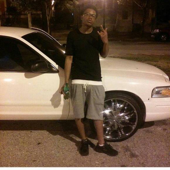 Meet your Posher, Marlowe - Picture 1 of 1